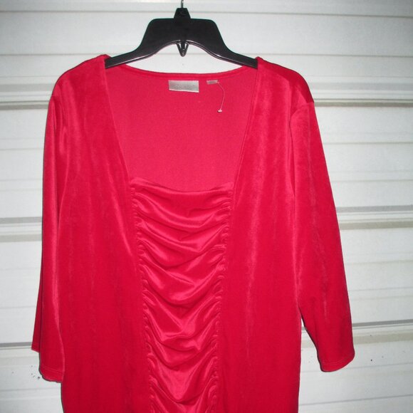 Plus Size 3X 22/24 Red Velvet Top Womens Lightweight shirt valentines day Avenue - Picture 2 of 3